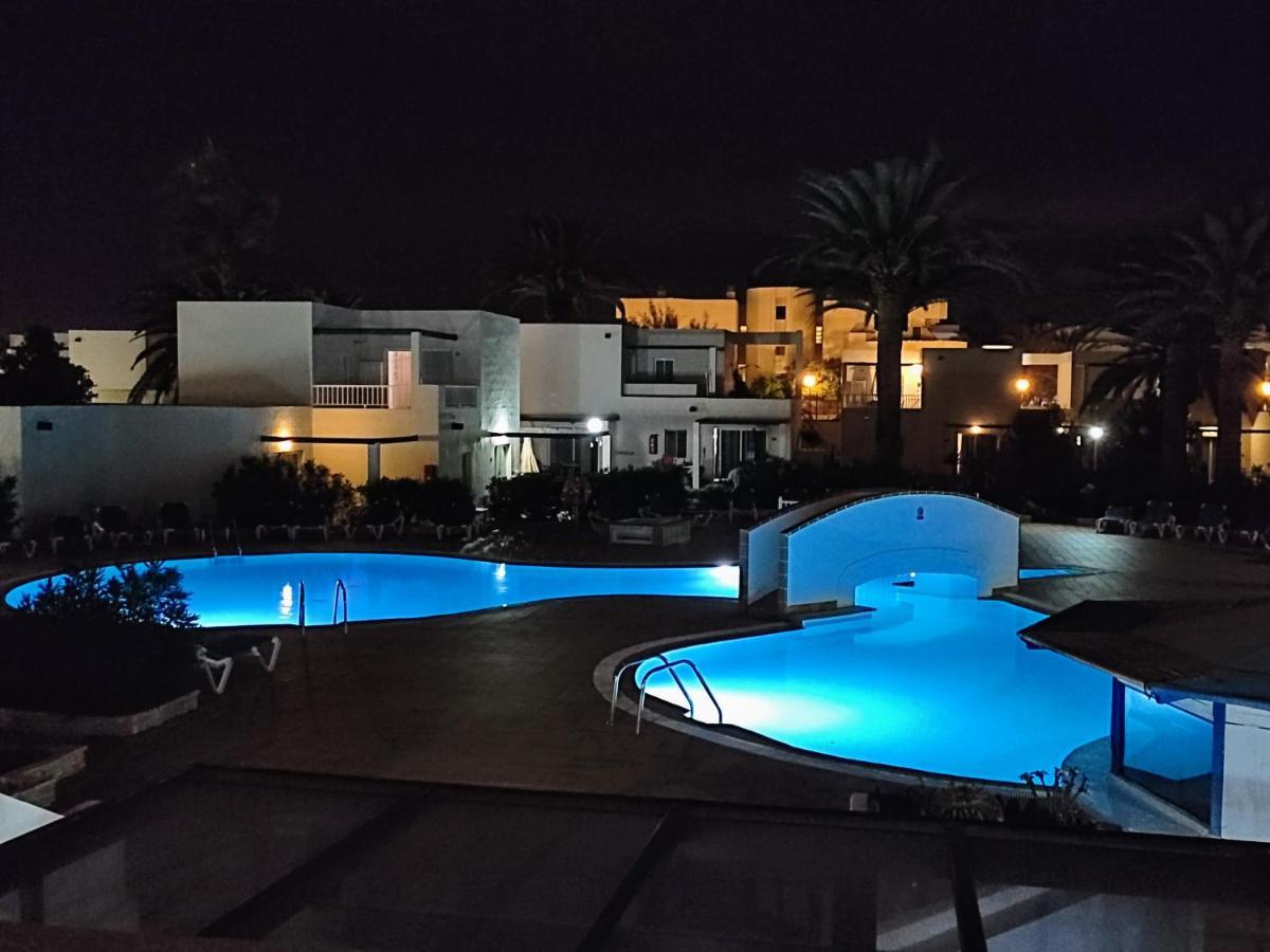 Red Hibiscus Corralejo Irent Fuerteventura Apartment Ngoại thất bức ảnh